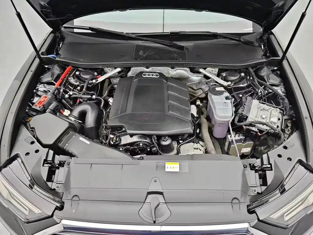 Audi A6L 2021 из CN, фото 8