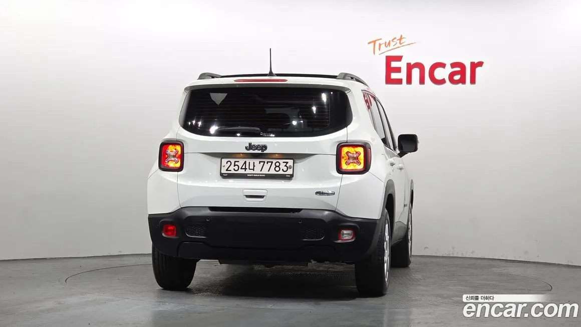 Jeep Renegade 2021 из KR, фото 4