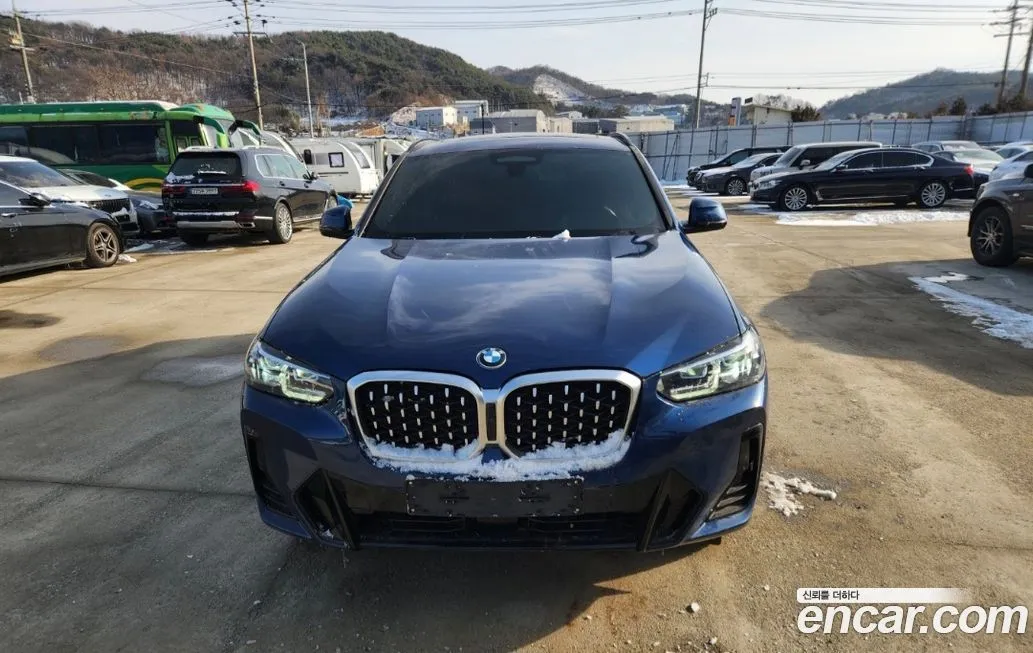 BMW X4 2023 из KR, фото 2