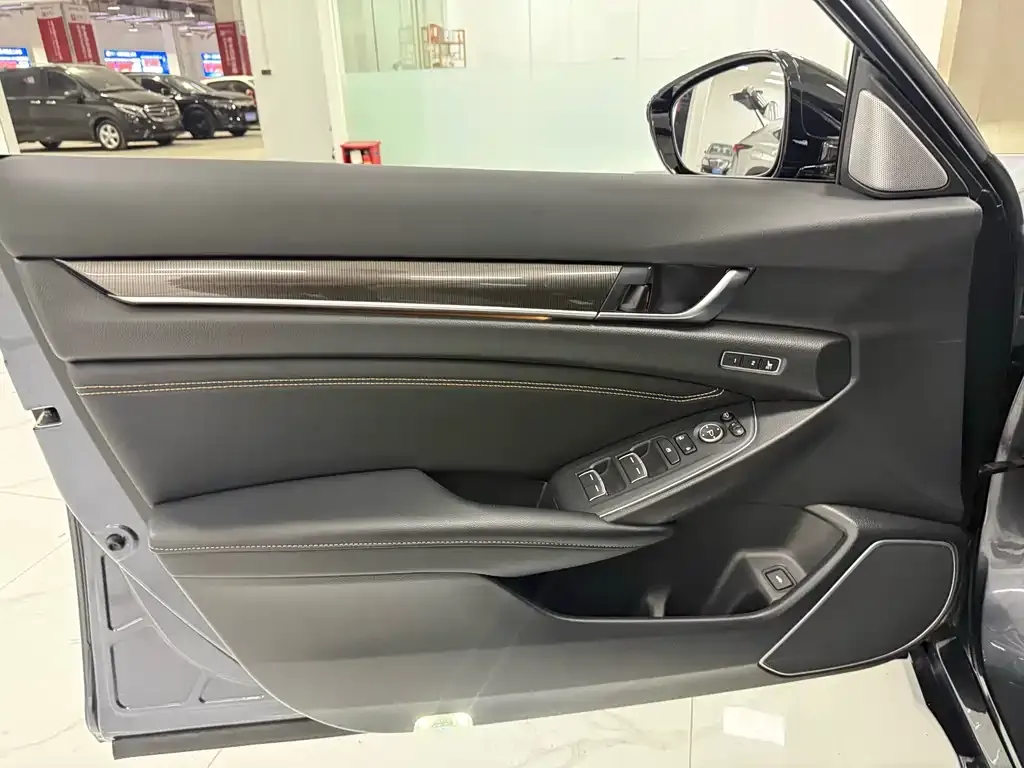 Honda Accord 2023 из CN, фото 9