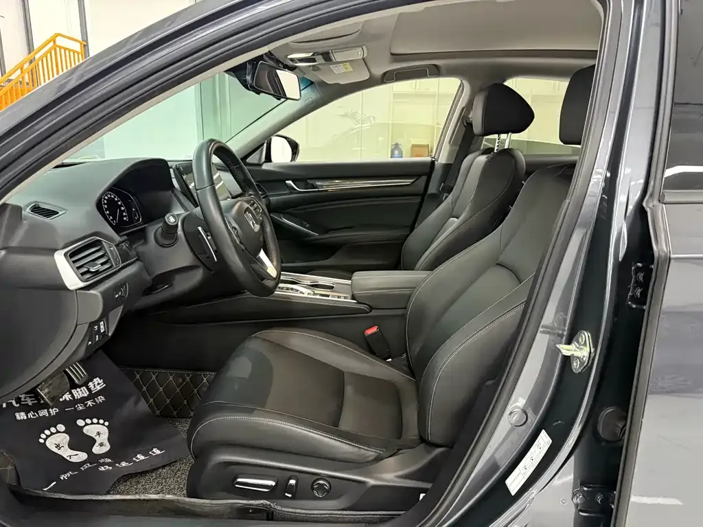 Honda Accord 2023 из CN, фото 8