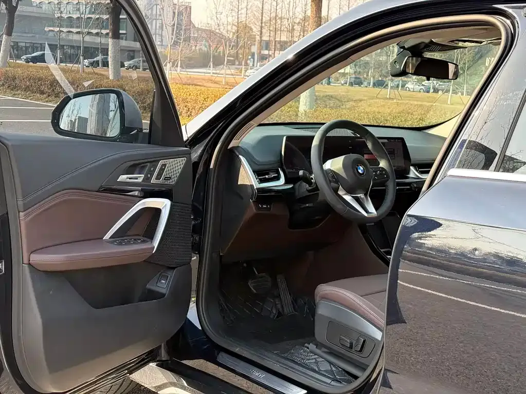 BMW X1 2024 из CN, фото 3