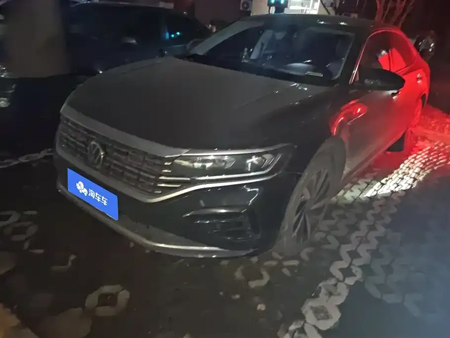 Volkswagen Passat 2022 из CN, фото 1