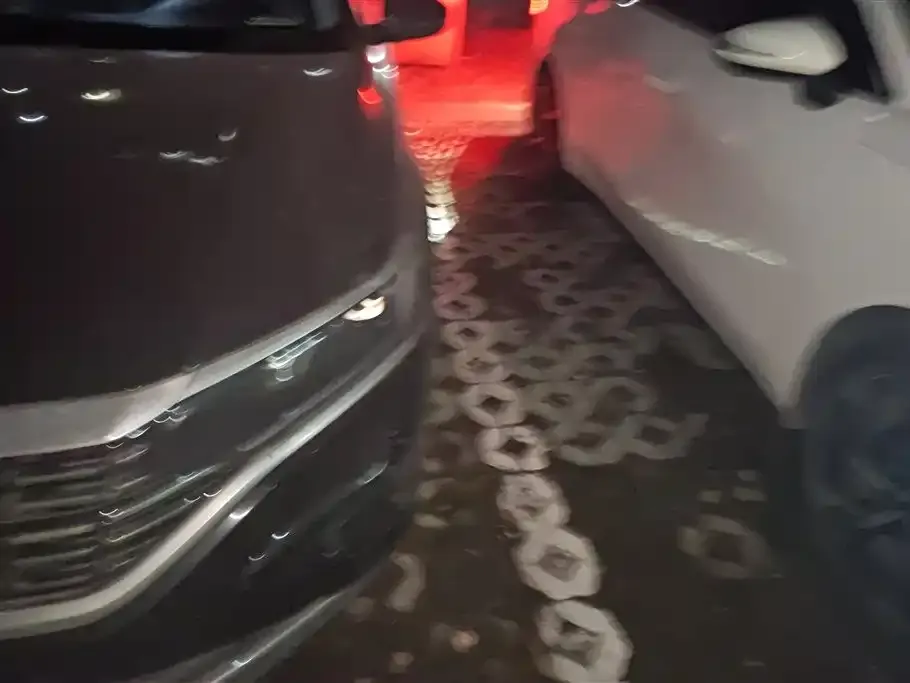 Volkswagen Passat 2022 из CN, фото 5