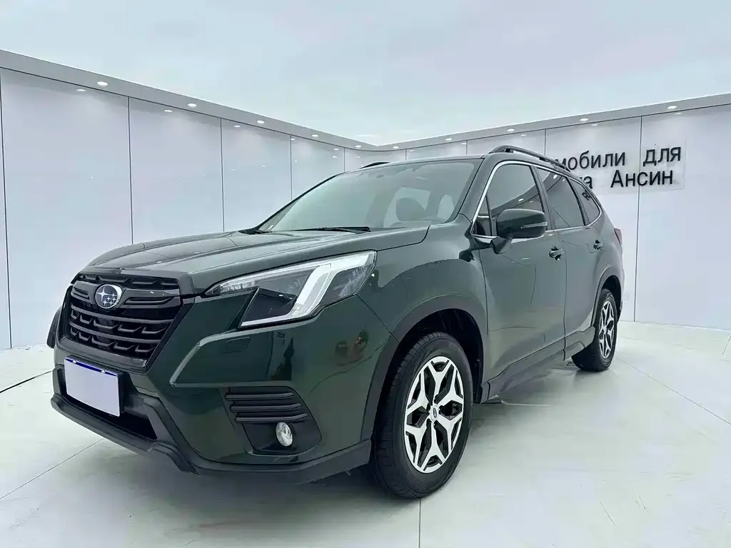 Subaru Forester 2022 из CN, фото 1