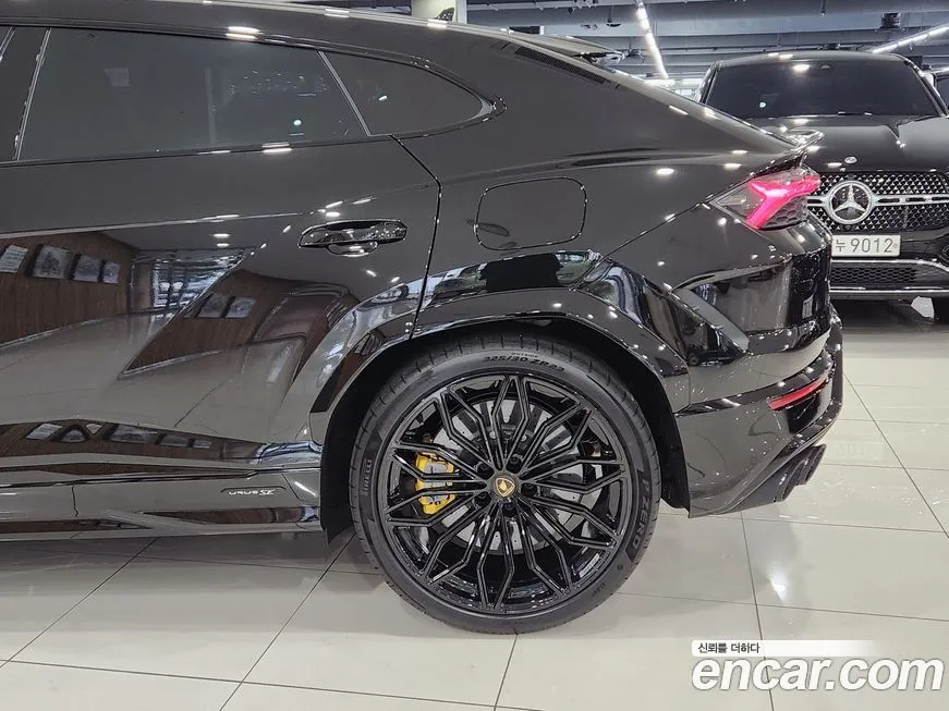 Lamborghini Urus 2025 из KR, фото 5