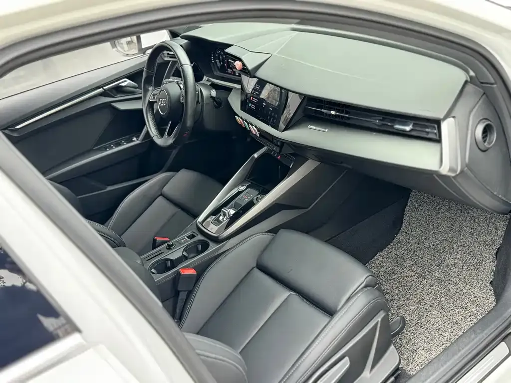 Audi A3 2021 из CN, фото 3