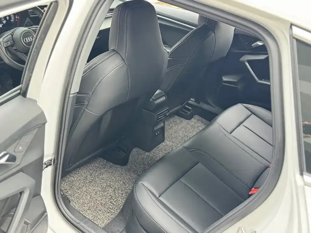 Audi A3 2021 из CN, фото 6