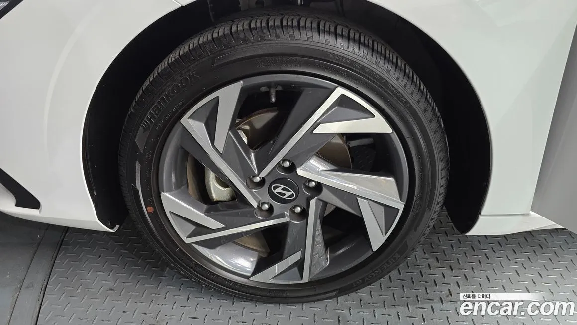 Hyundai AVANTE — фото 7