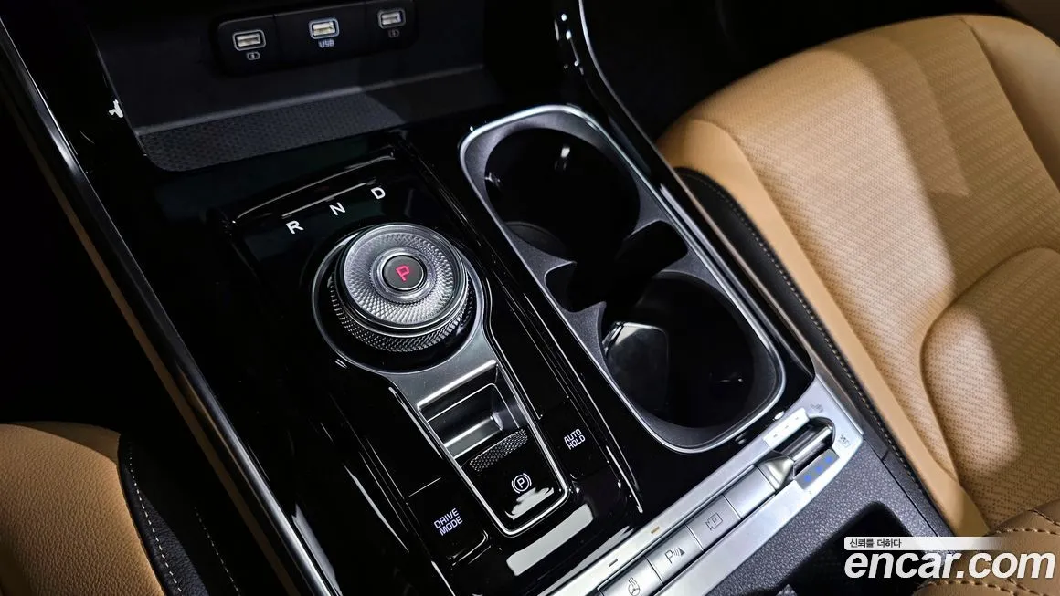 Kia Carnival — фото 5