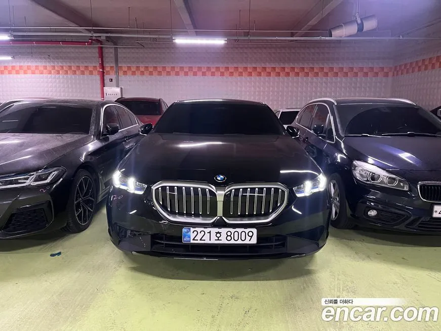 BMW 5-Series 2024 из KR, фото 2