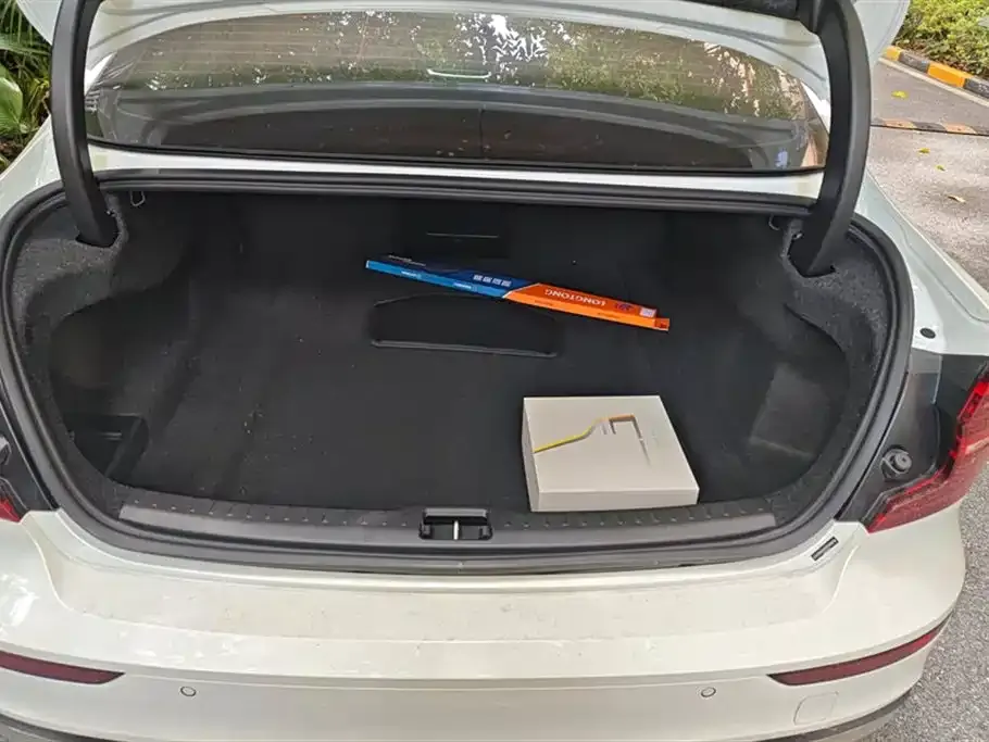 Volvo S60 2025 из CN, фото 7