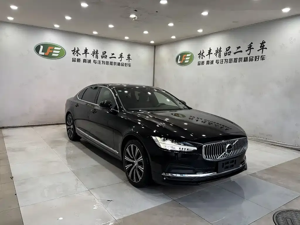 Volvo S90 2025 из CN, фото 6