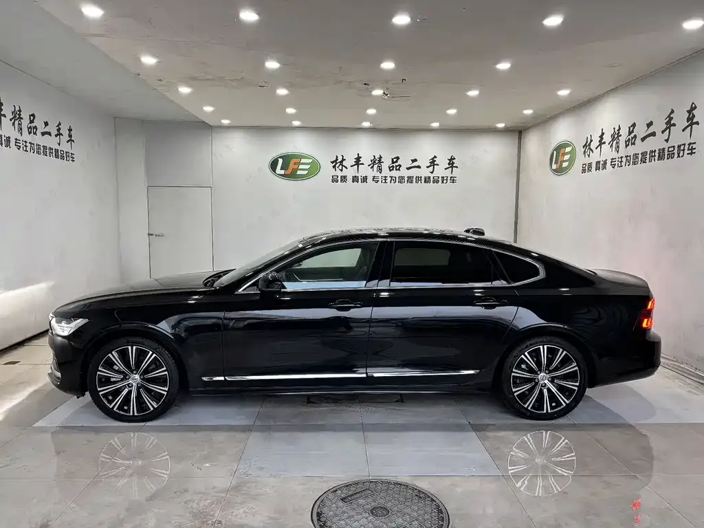 Volvo S90 2025 из CN, фото 10
