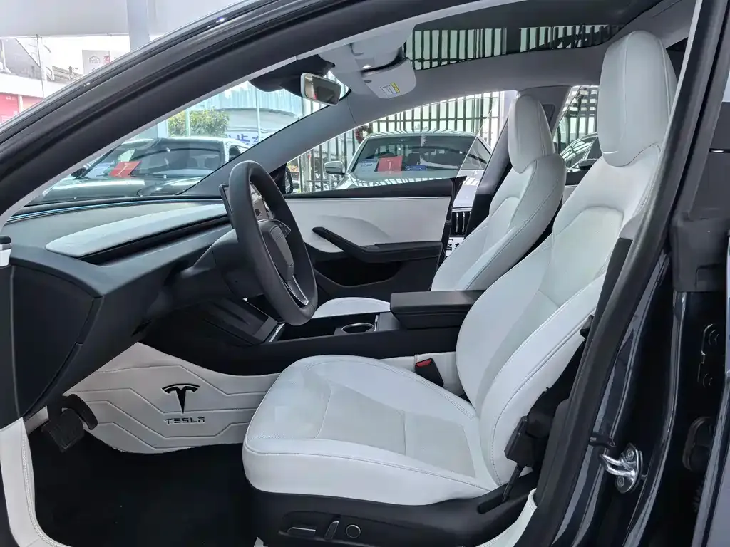 Tesla Model 3 2024 из CN, фото 5