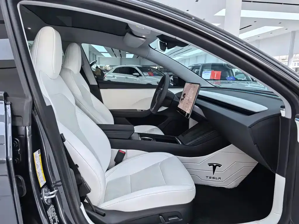Tesla Model 3 2024 из CN, фото 7