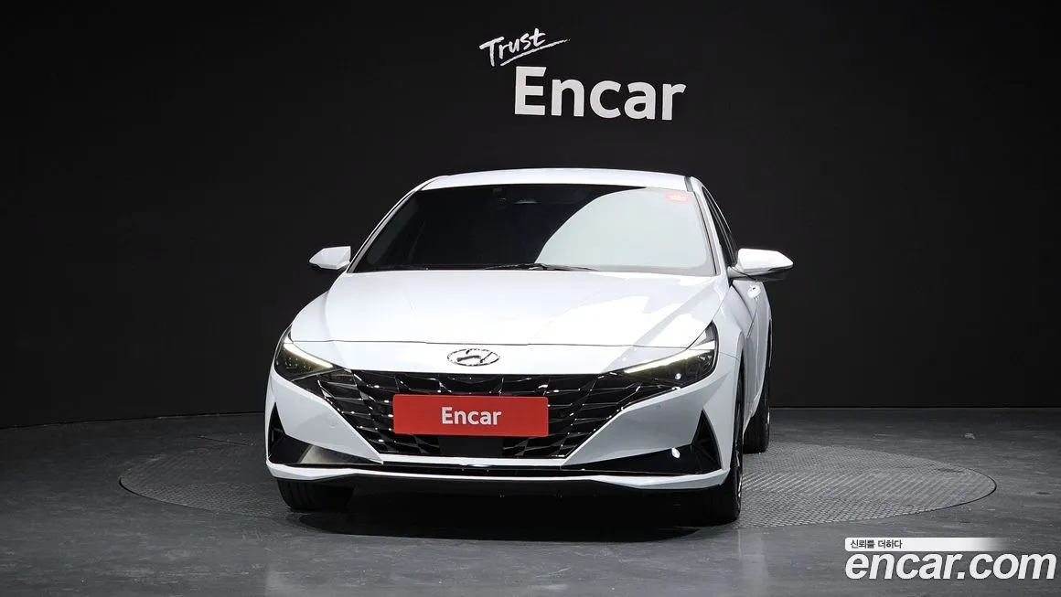 Hyundai AVANTE — фото 3