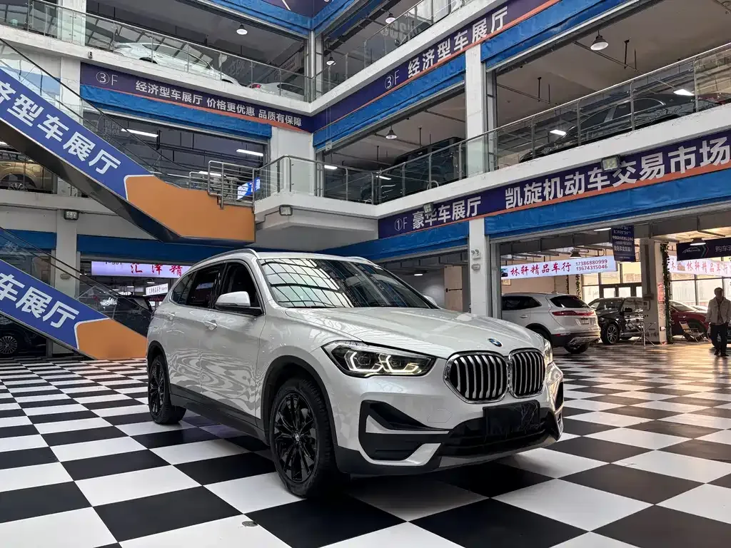 BMW X1 2021 из CN, фото 9
