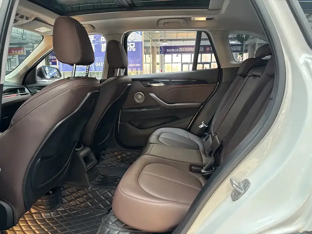 BMW X1 2021 из CN, фото 2