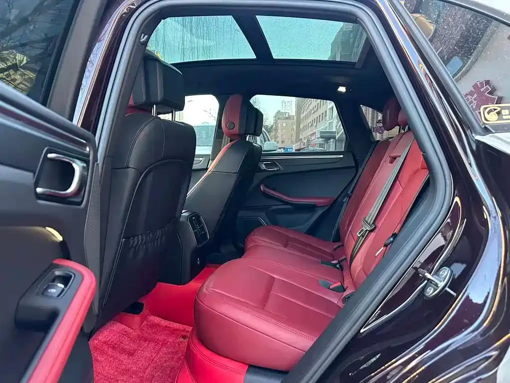 Porsche Macan 2023 из CN, фото 7