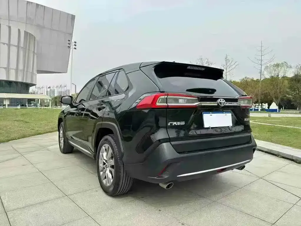 Toyota Wildlander 2021 из CN, фото 2