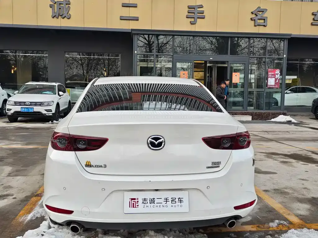 Mazda 3 Axela 2023 из CN, фото 5