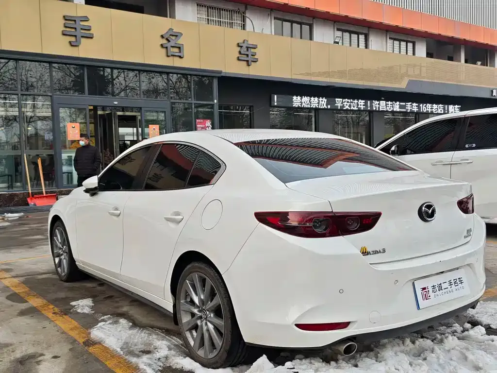 Mazda 3 Axela 2023 из CN, фото 7