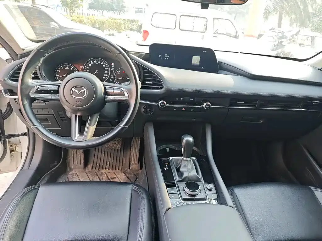 Mazda 3 Axela 2023 из CN, фото 6