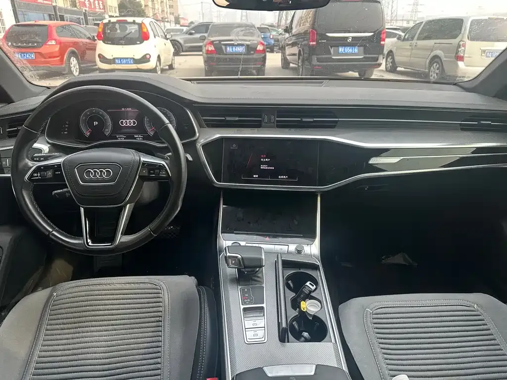 Audi A6L 2023 из CN, фото 4
