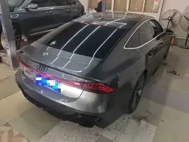 Audi A7 2023 из CN, фото 3