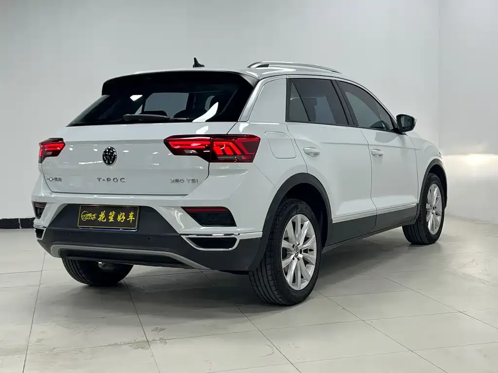 Volkswagen T-Roc 2023 из CN, фото 6