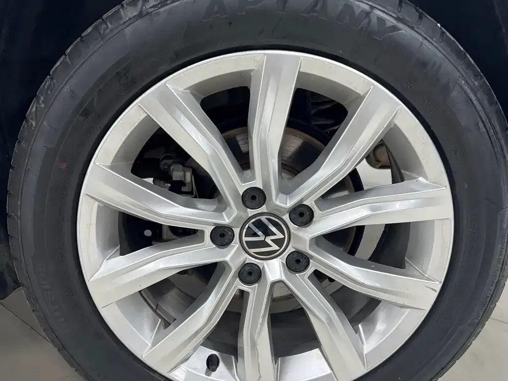 Volkswagen T-Roc 2023 из CN, фото 4