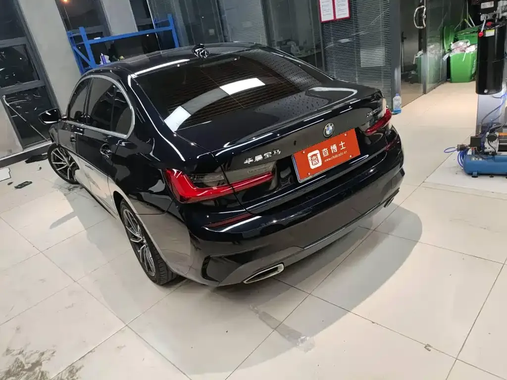 BMW 3 Series 2021 из CN, фото 8