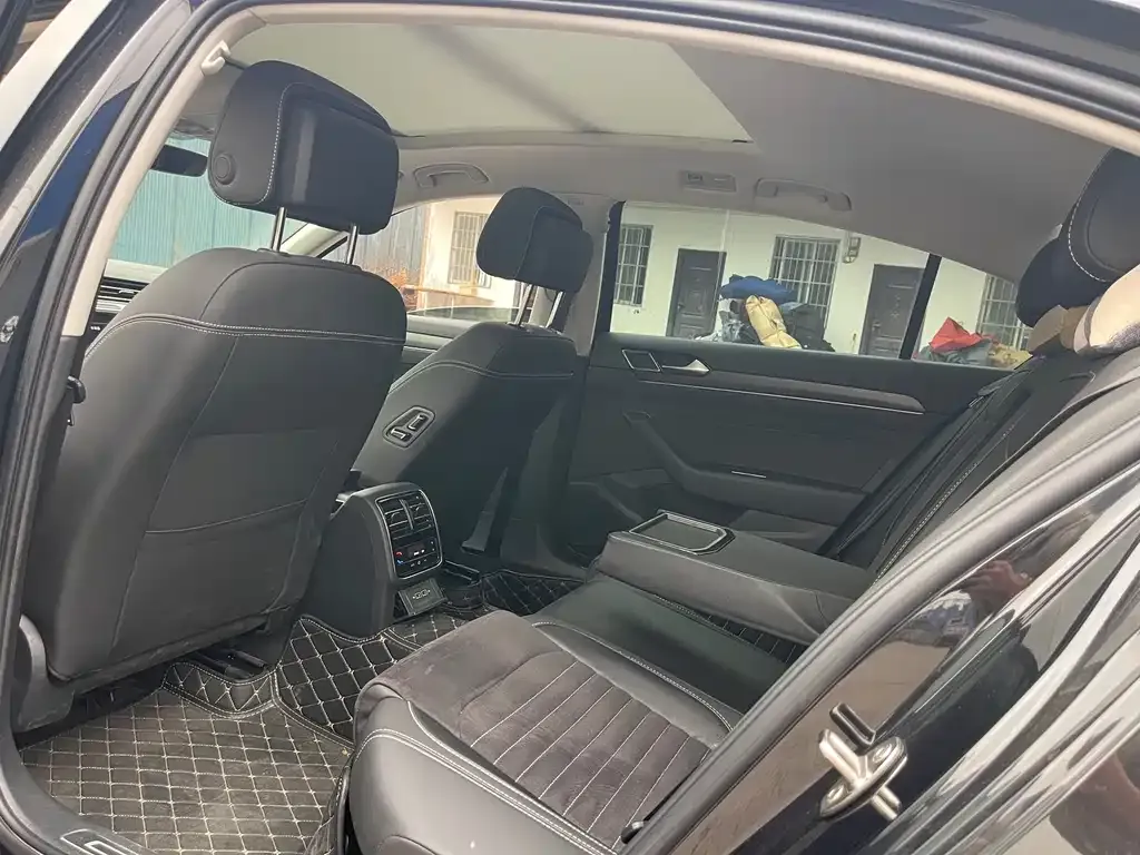 Volkswagen Magotan 2022 из CN, фото 4