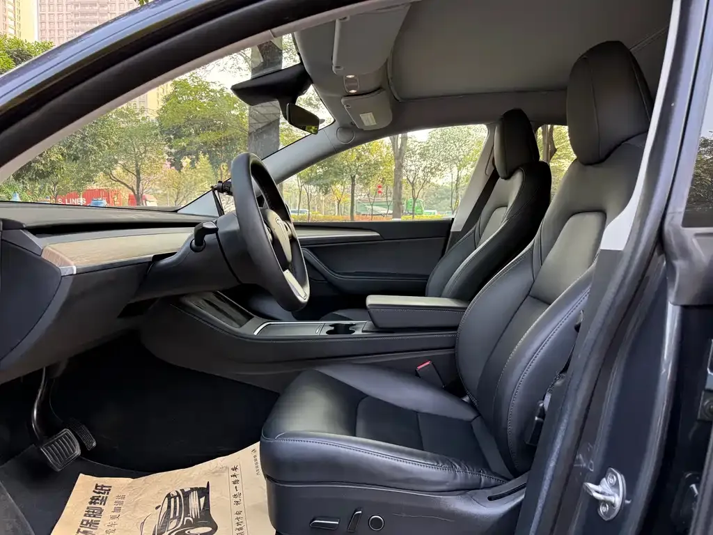 Tesla Model Y 2022 из CN, фото 3