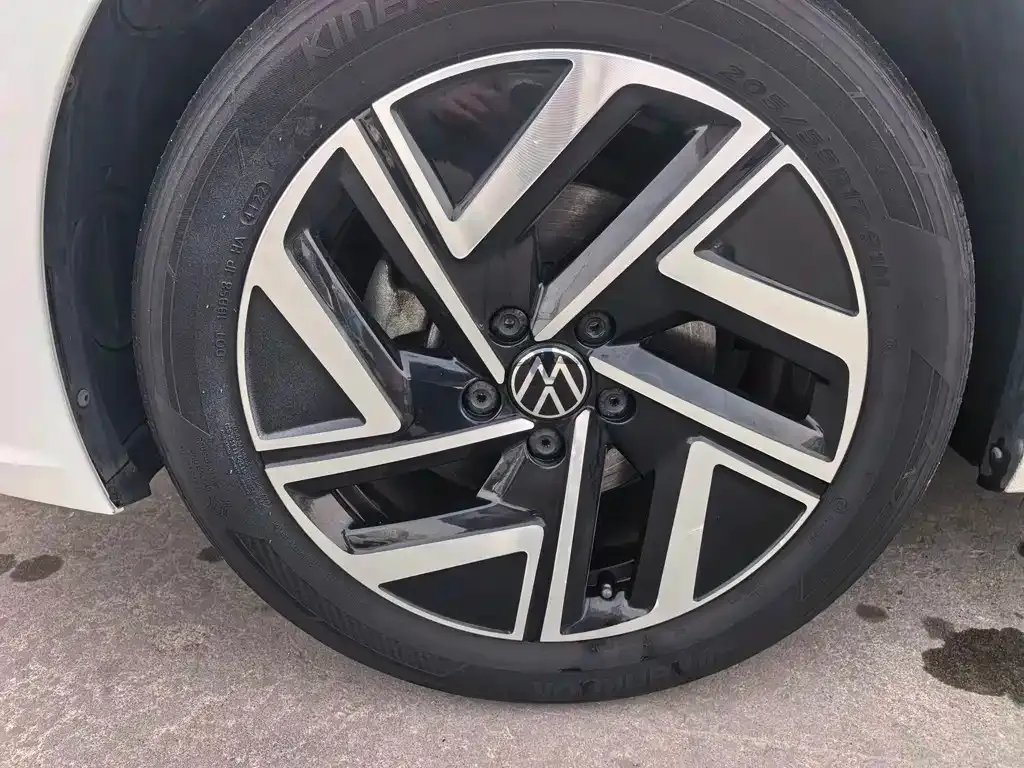 Volkswagen Sagitar 2023 из CN, фото 10