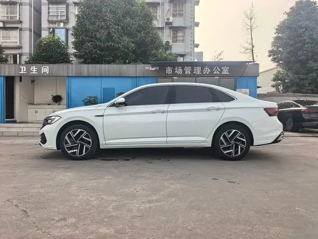 Volkswagen Sagitar 2023 из CN, фото 3