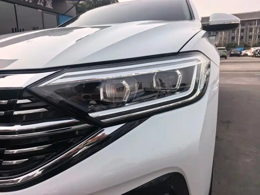 Volkswagen Sagitar 2023 из CN, фото 8