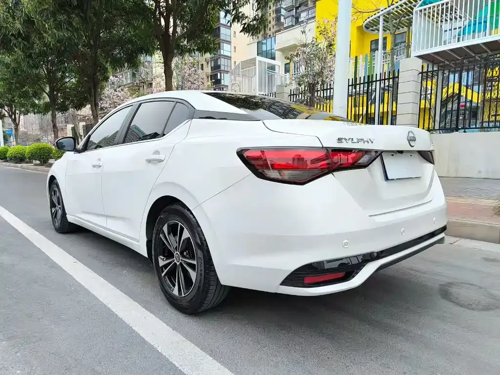 Nissan Sylphy 2024 из CN, фото 8
