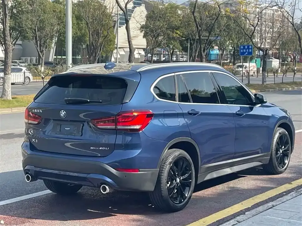 BMW X1 2021 из CN, фото 10