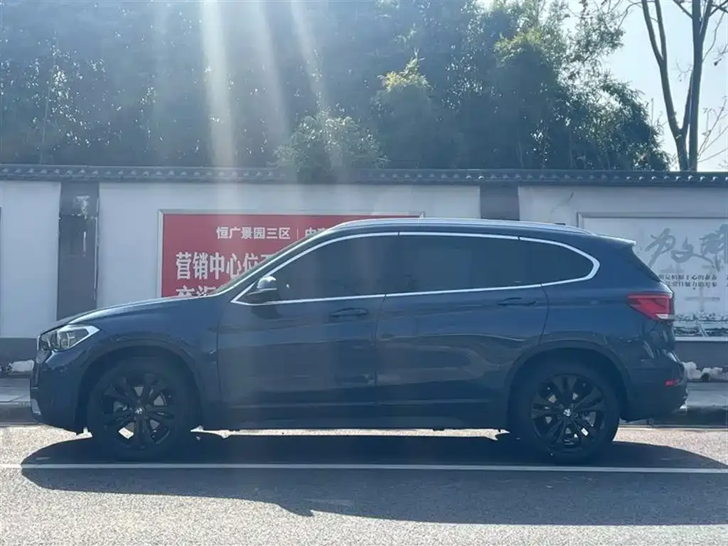 BMW X1 2021 из CN, фото 3