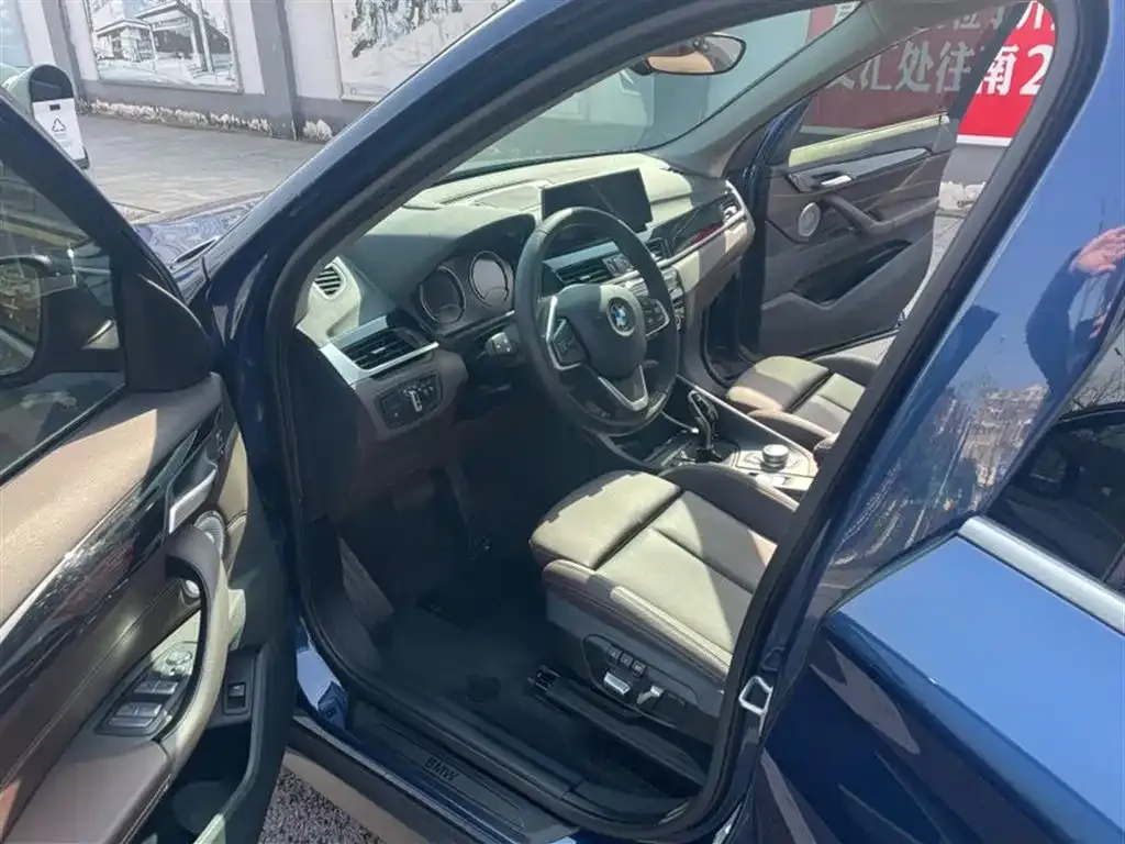 BMW X1 2021 из CN, фото 8