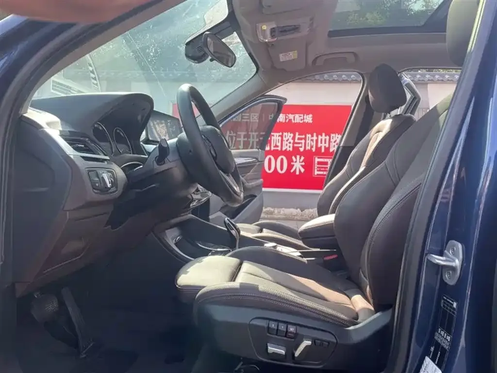 BMW X1 2021 из CN, фото 2