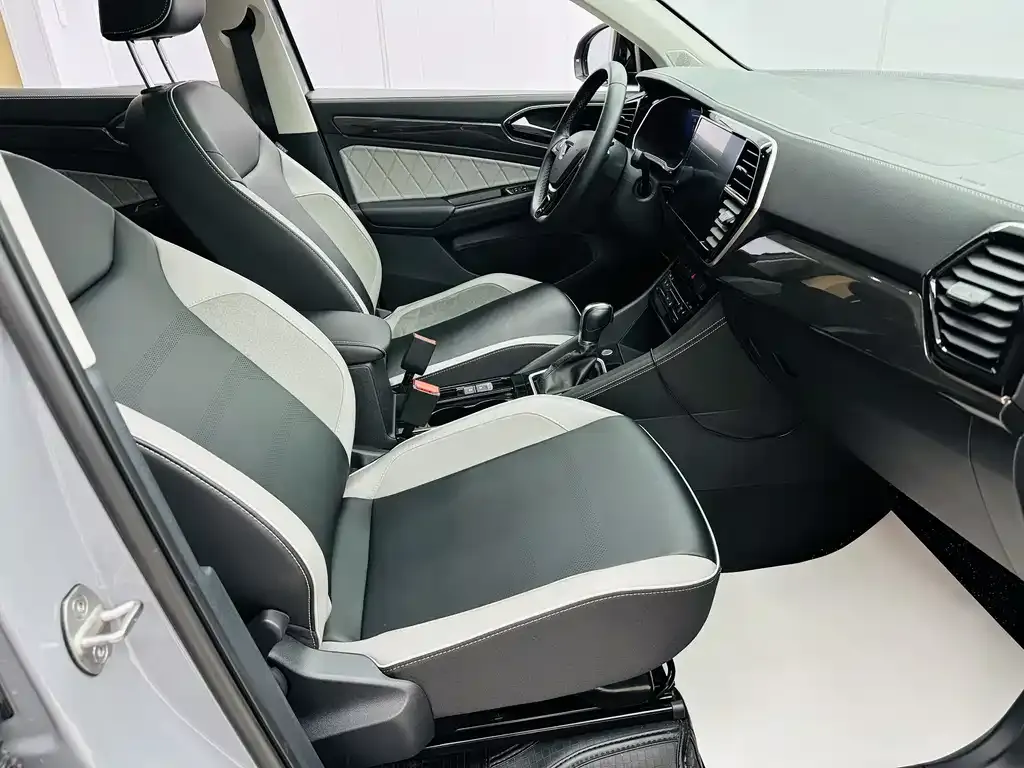 Jetta VS7 2023 из CN, фото 7