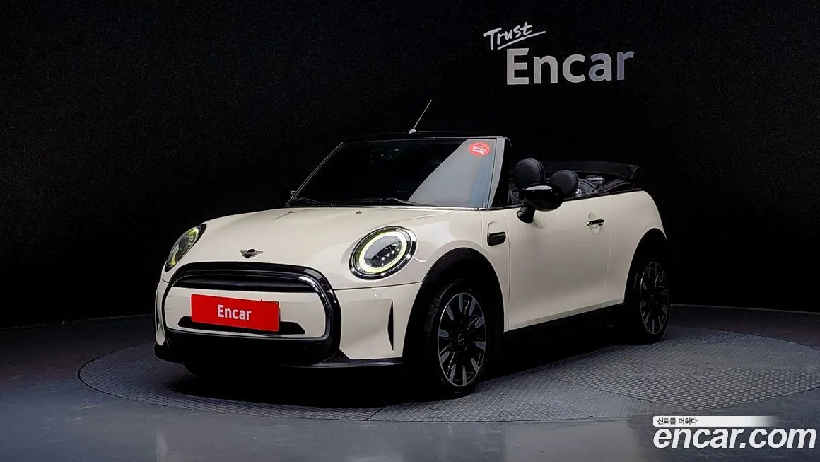 Mini Cooper Convertible — фото 1