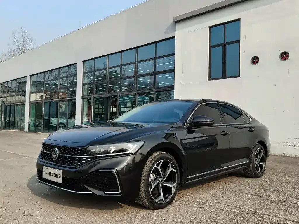 Volkswagen Passat 2024 из CN, фото 1