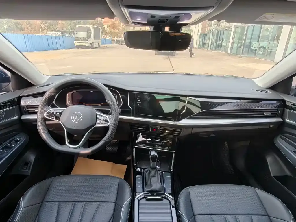 Volkswagen Passat 2024 из CN, фото 6