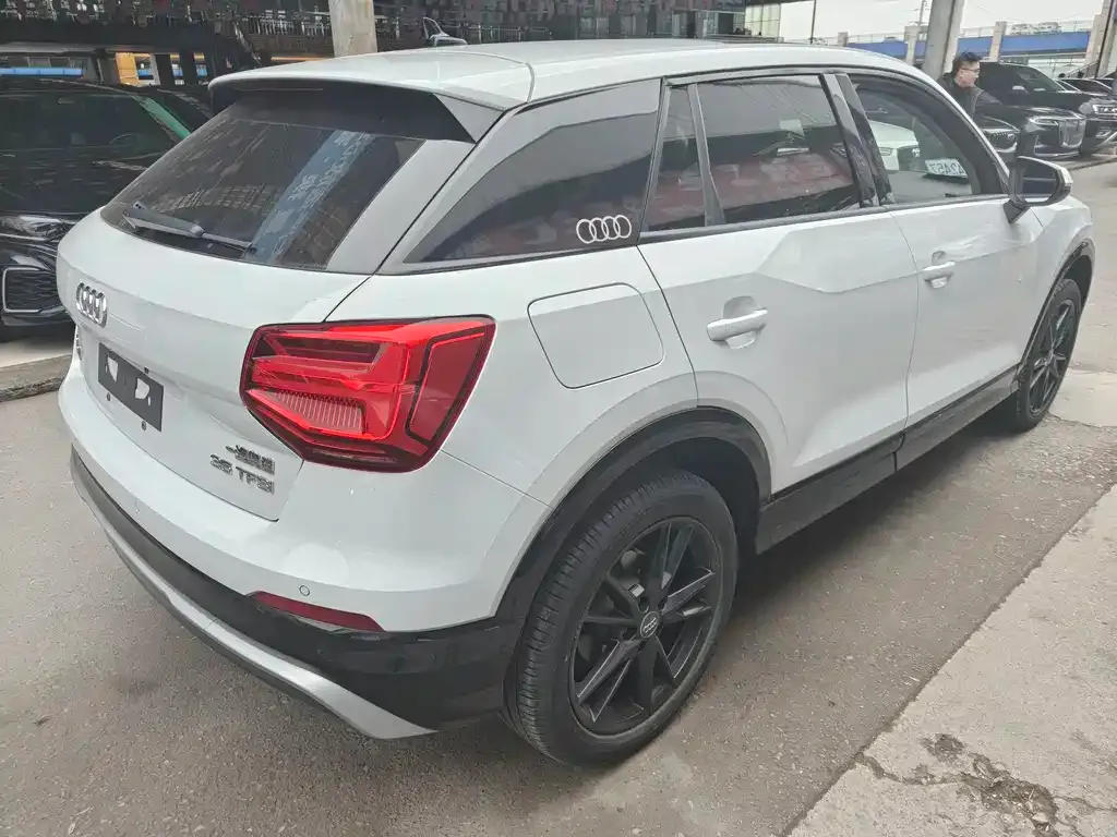 Audi Q2L 2021 из CN, фото 8