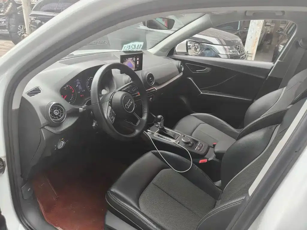 Audi Q2L 2021 из CN, фото 6