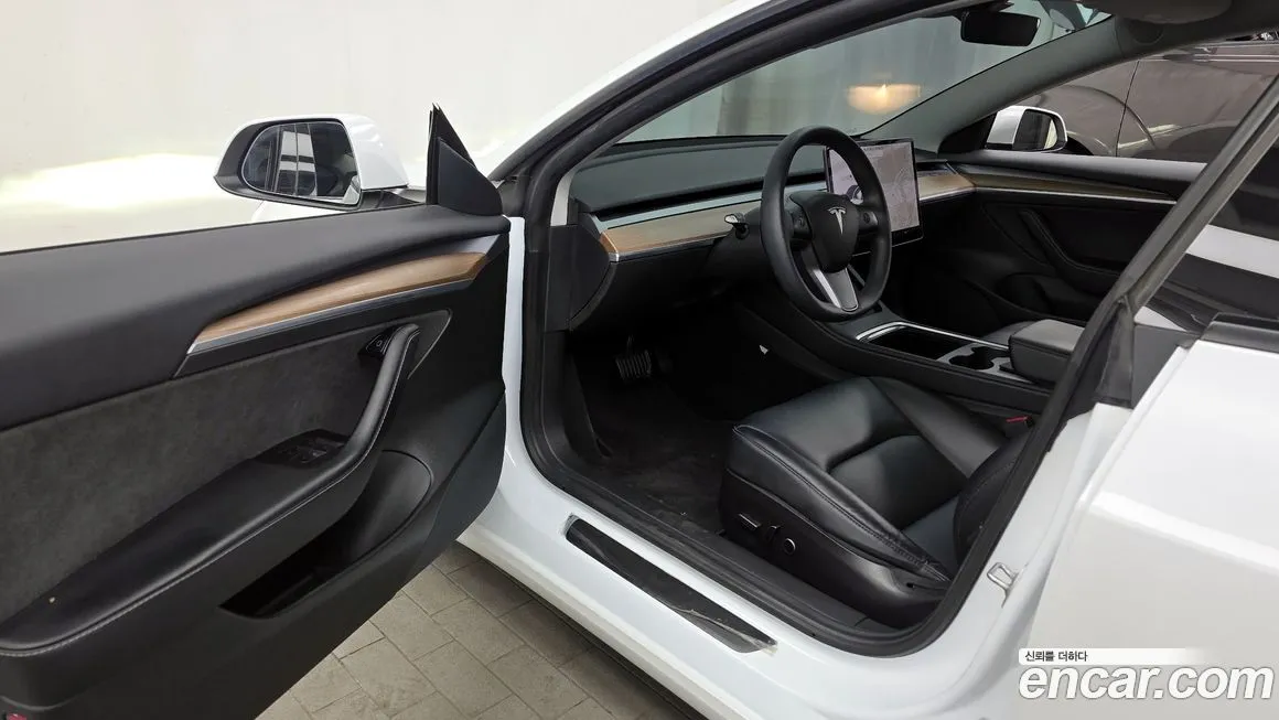 Tesla Model 3 2021 из KR, фото 9